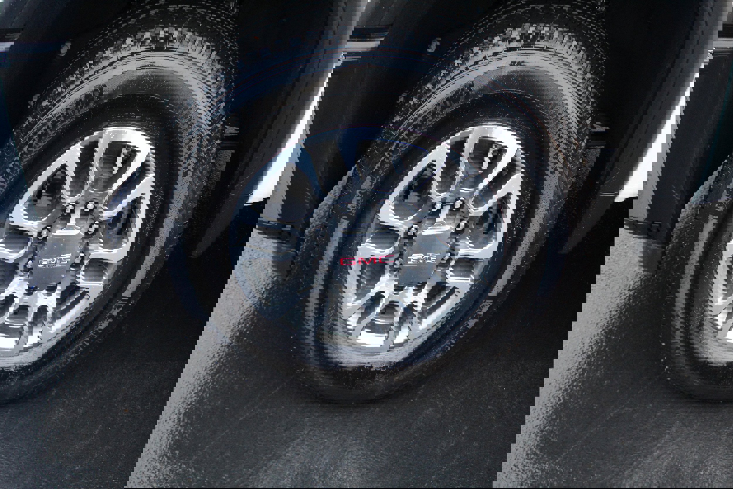 Used 2025 GMC Sierra 3500 SLE w/ SLE Value Package image 11