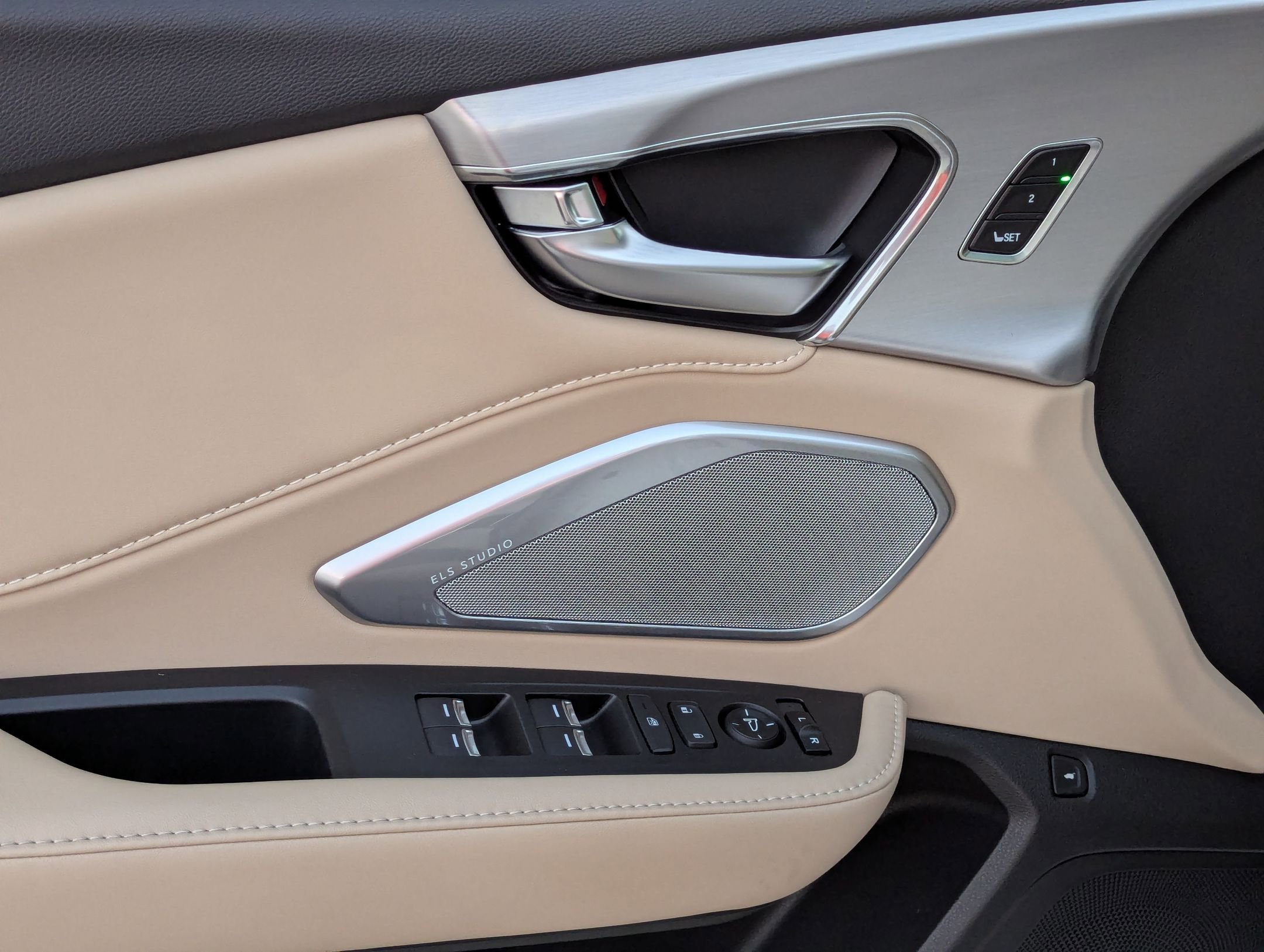 Used 2023 Acura RDX FWD w/ Technology Package image 12