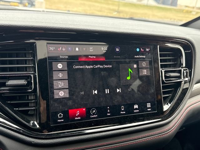 Used 2024 Dodge Durango GT image 27