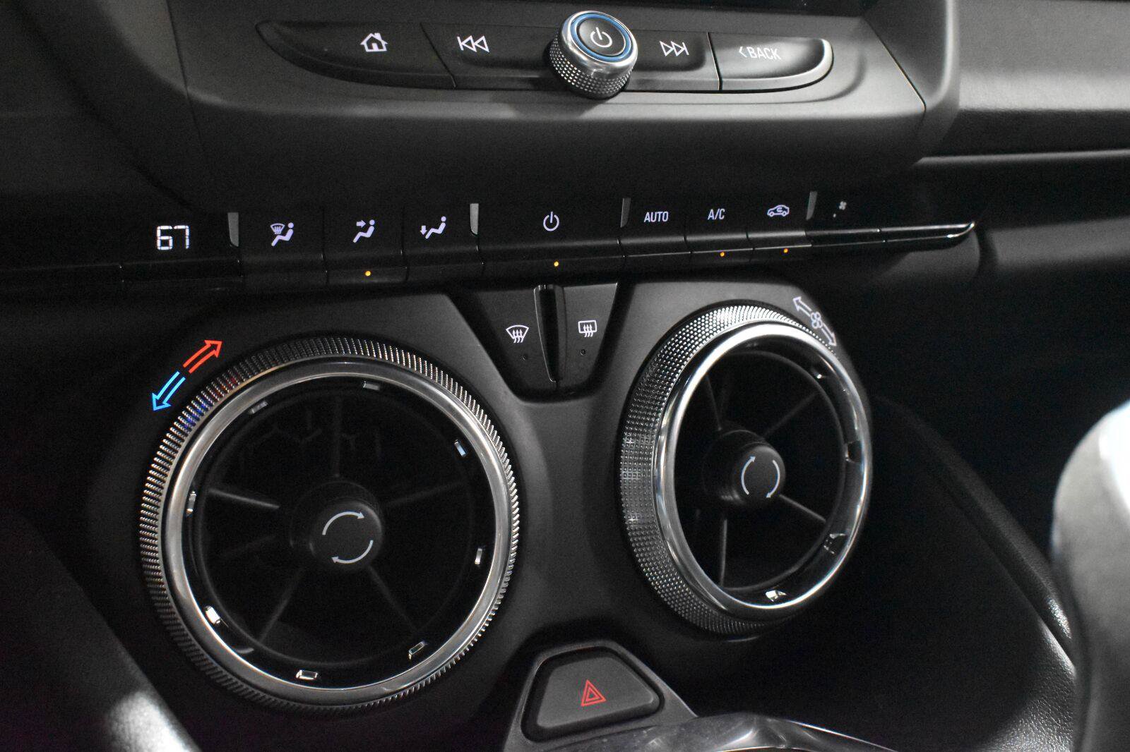 Used 2021 Chevrolet Camaro LT RWD image 14