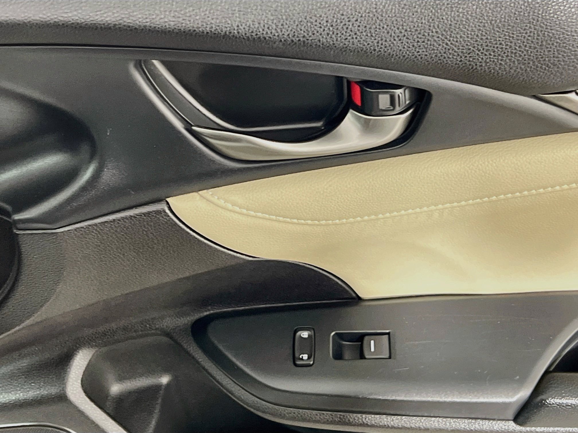 Used 2019 Honda Civic Sport Touring image 32