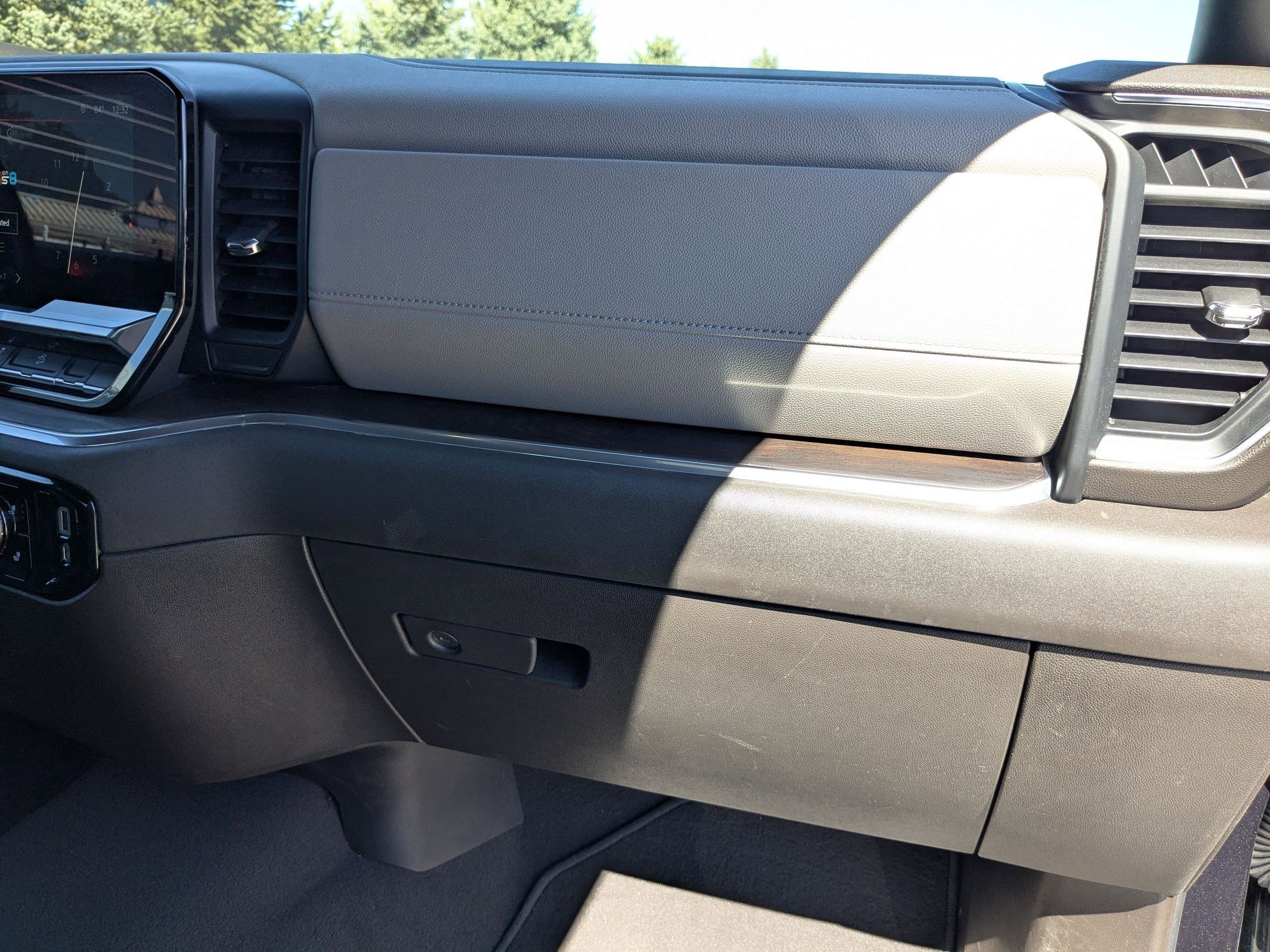 Used 2022 GMC Sierra 1500 SLT w/ X31 Off-Road Package image 30