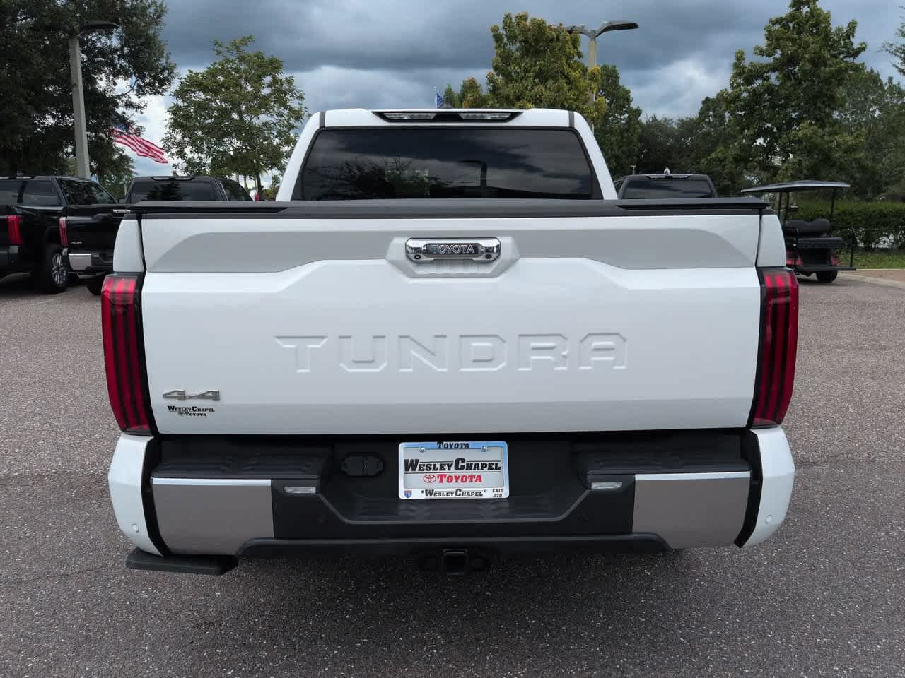 Used 2024 Toyota Tundra Limited AWD/4WD image 5