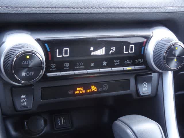 Certified 2025 Toyota RAV4 XLE AWD/4WD image 30