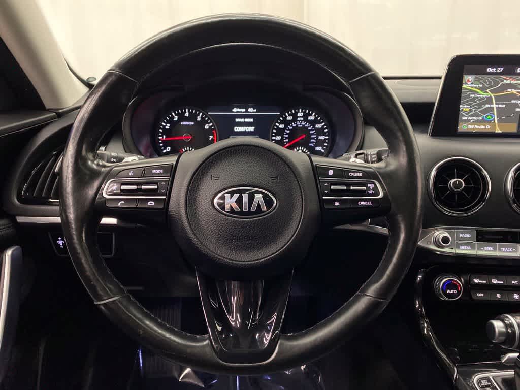 Used 2018 Kia Stinger Premium AWD/4WD image 18