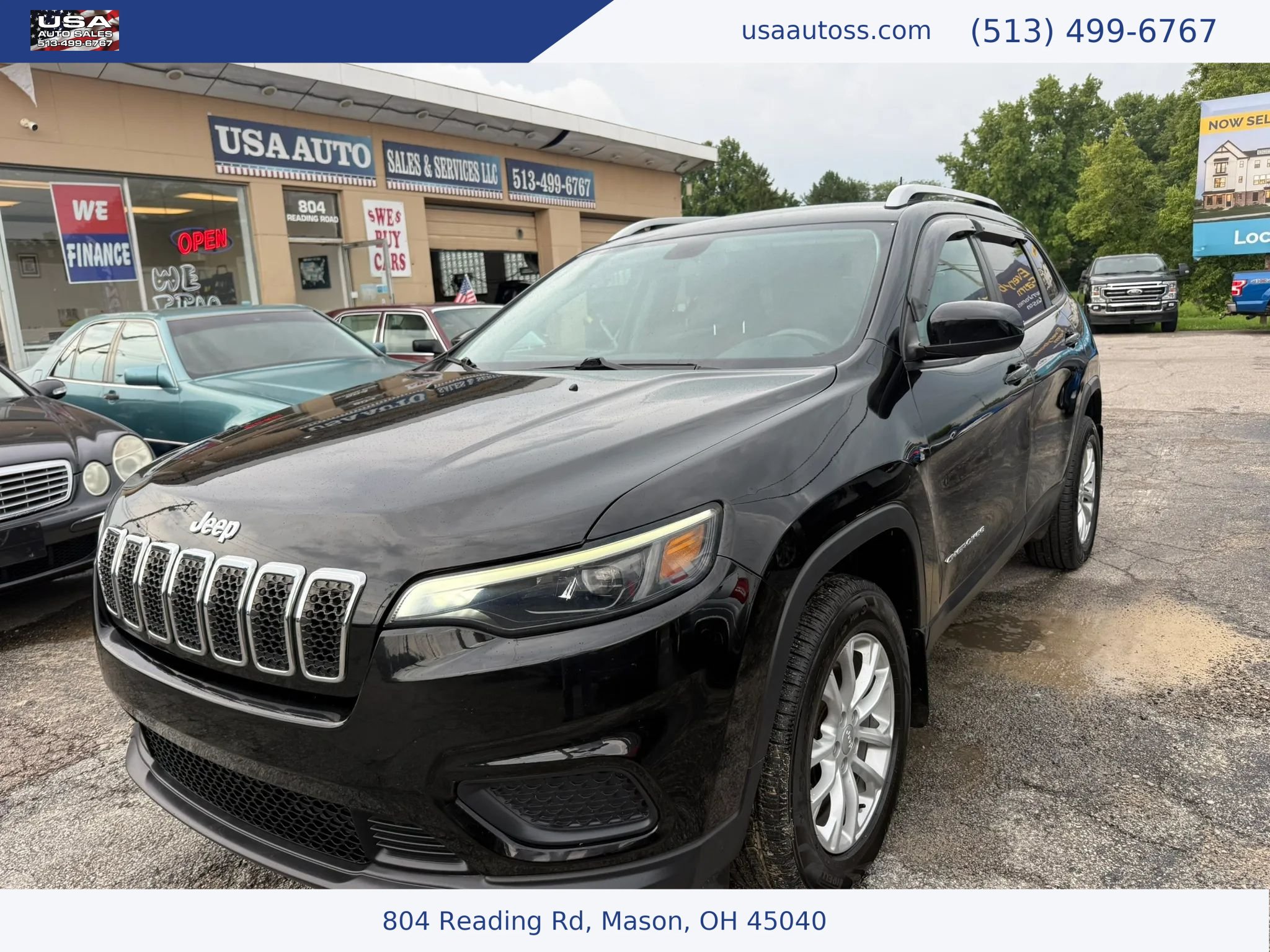 Used 2020 Jeep Cherokee Latitude w/ Cold Weather Group AWD/4WD image 1