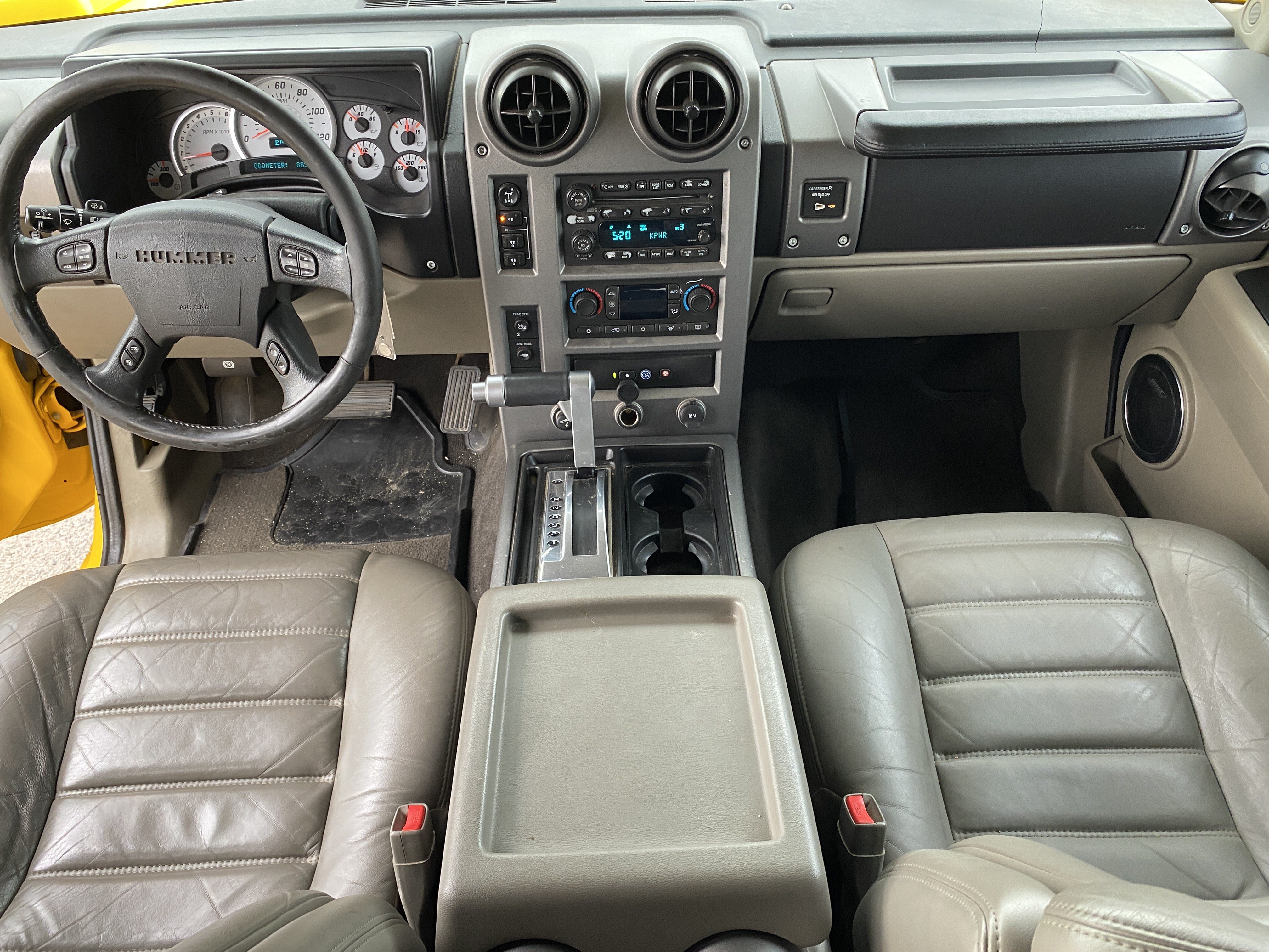 Used 2003 HUMMER H2 w/ Preferred Equipment Group AWD/4WD image 19