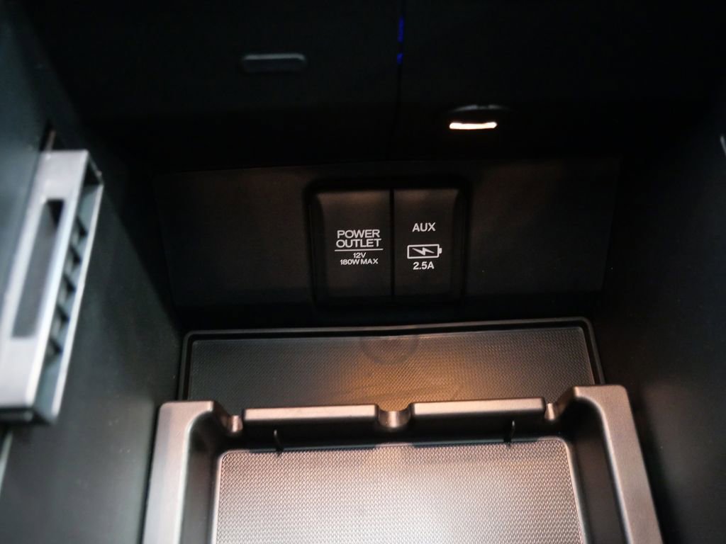 Used 2022 Honda Pilot Touring image 24