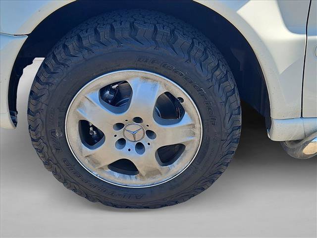 Used 2002 Mercedes-Benz ML 320 4MATIC image 23