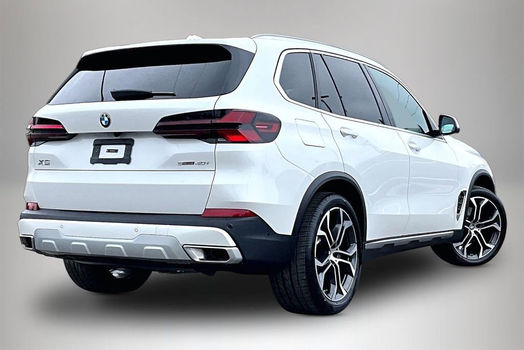 Used 2025 BMW X5 sDrive40i w/ Premium Package RWD image 4
