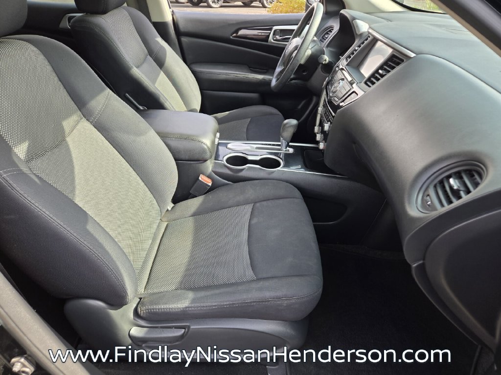 Used 2018 Nissan Pathfinder S FWD image 17