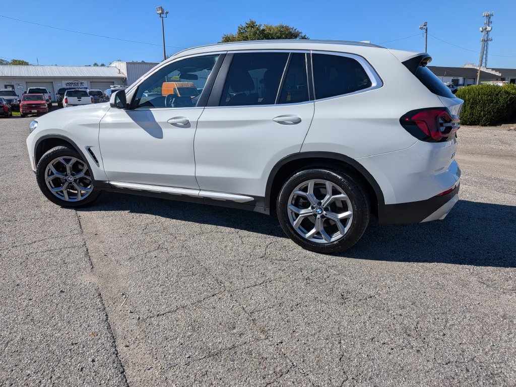 Used 2024 BMW X3 xDrive30i AWD/4WD image 4