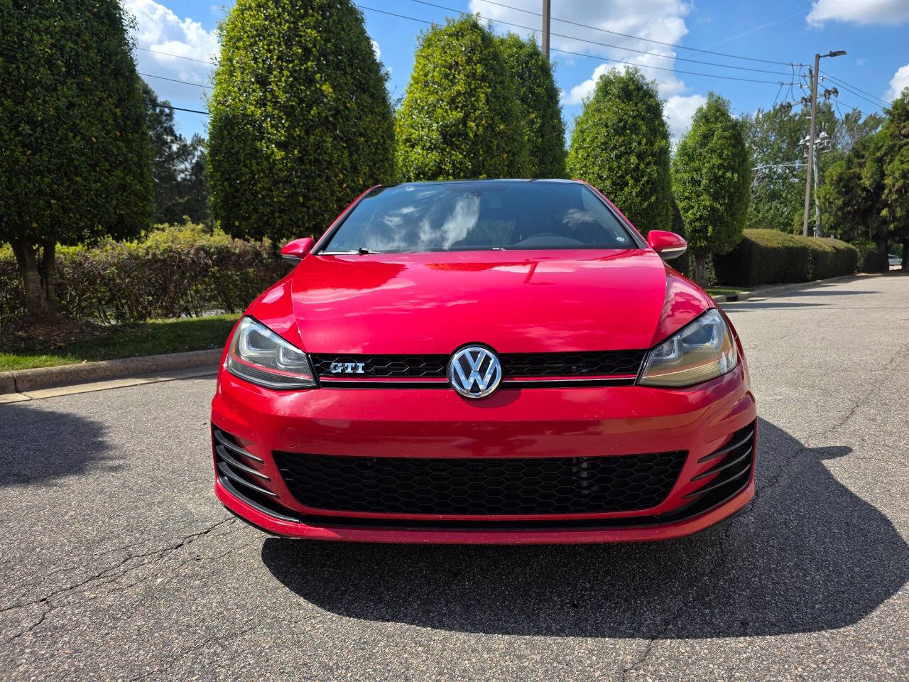 Used 2015 Volkswagen GTI SE w/ Lighting Package (SEL) FWD image 8
