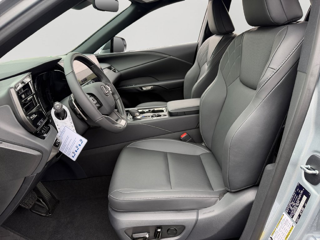 New 2026 Lexus RX 350h AWD/4WD image 12