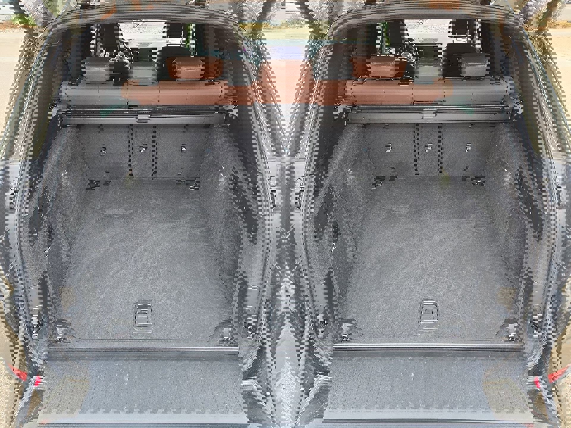 Certified 2024 BMW X5 xDrive40i w/ Executive Package image 12