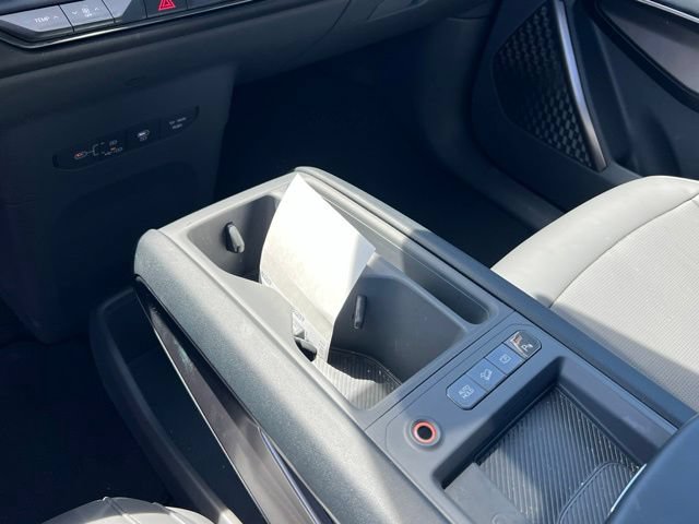 Certified 2024 Kia EV9 Light Long Range RWD image 19