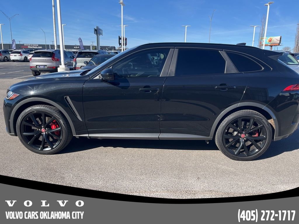 Used 2020 Jaguar F-PACE SVR image 8