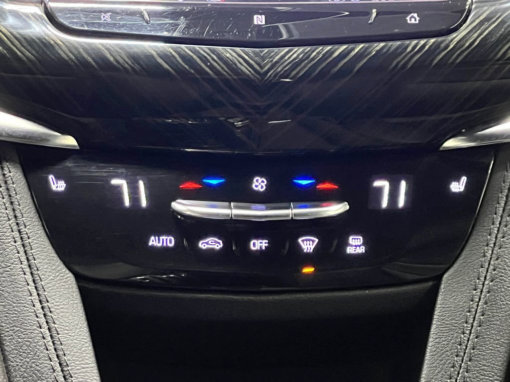 Used 2021 Cadillac XT6 Premium Luxury image 25