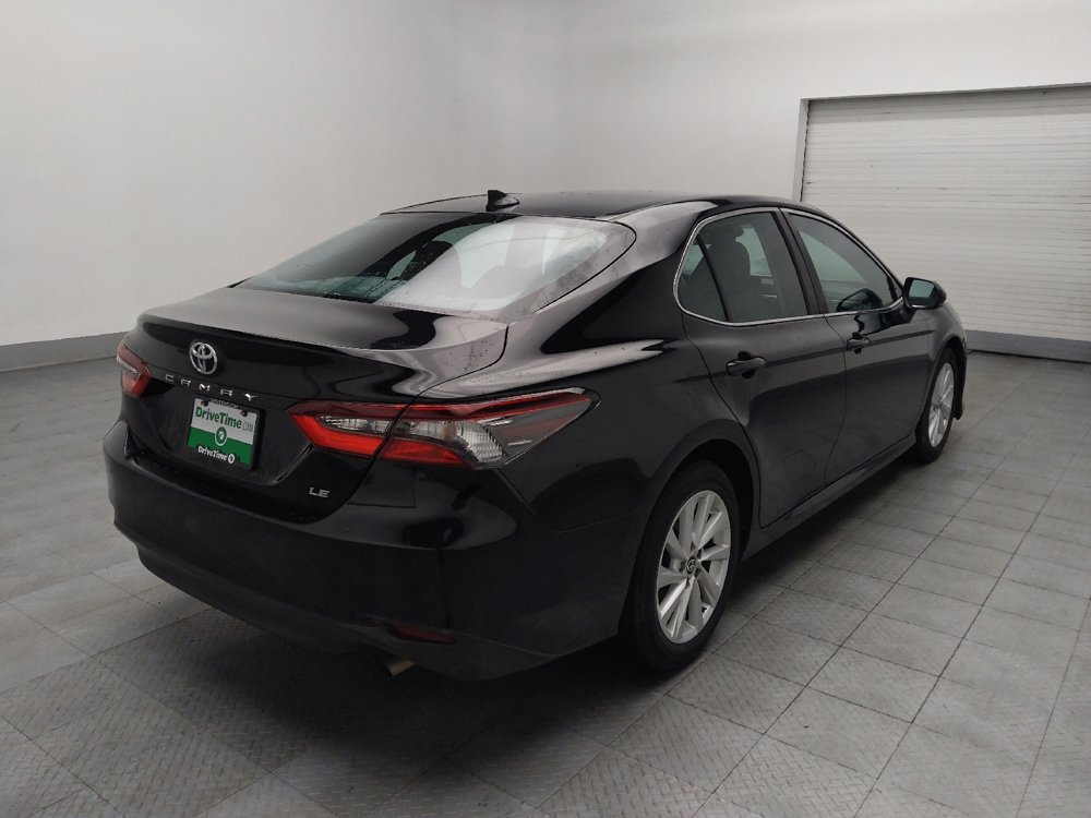 Used 2022 Toyota Camry LE image 9