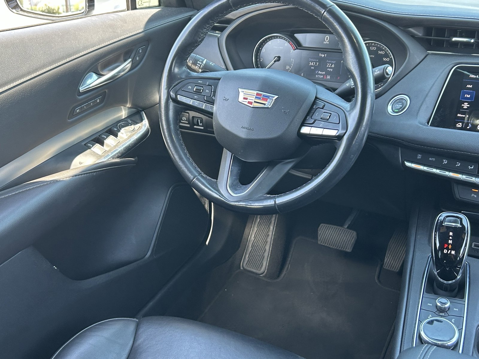 Certified 2022 Cadillac XT4 Premium Luxury w/ Safety Alert Package image 16