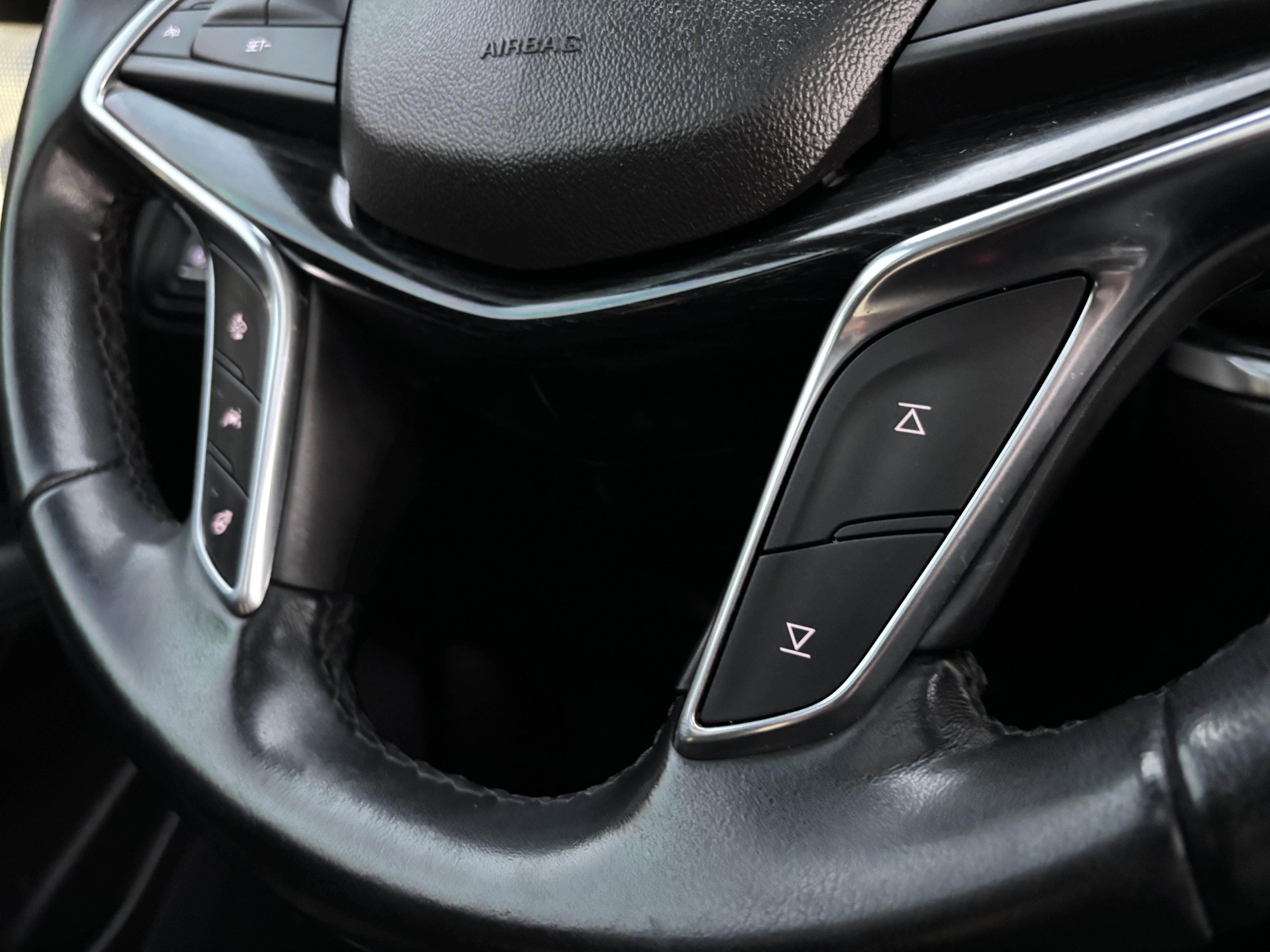 Used 2020 Cadillac XT5 Premium Luxury image 25