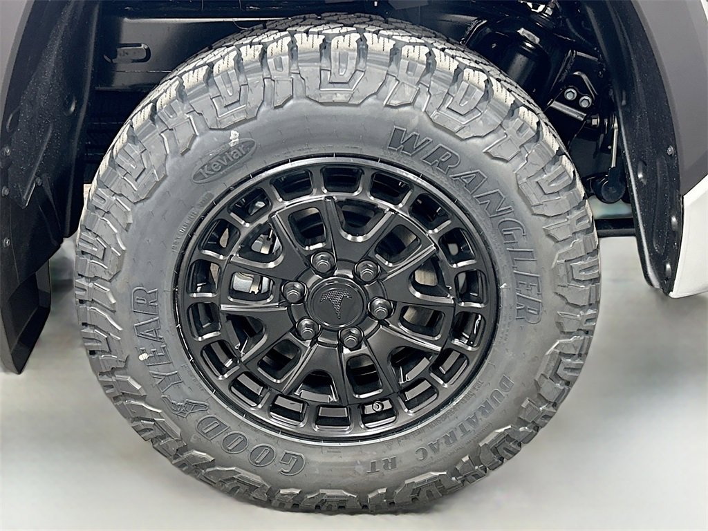 New 2026 Toyota Tundra SR5 image 9