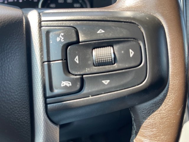 Used 2021 GMC Yukon XL Denali w/ Denali Premium Package image 30