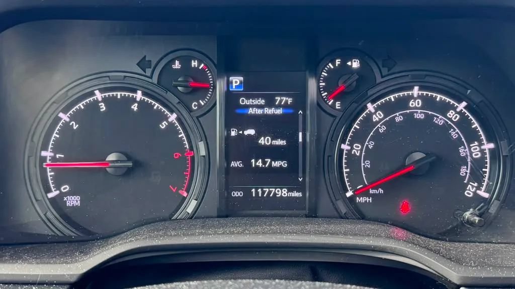 Used 2021 Toyota 4Runner SR5 Premium w/ Moonroof Package AWD/4WD image 16