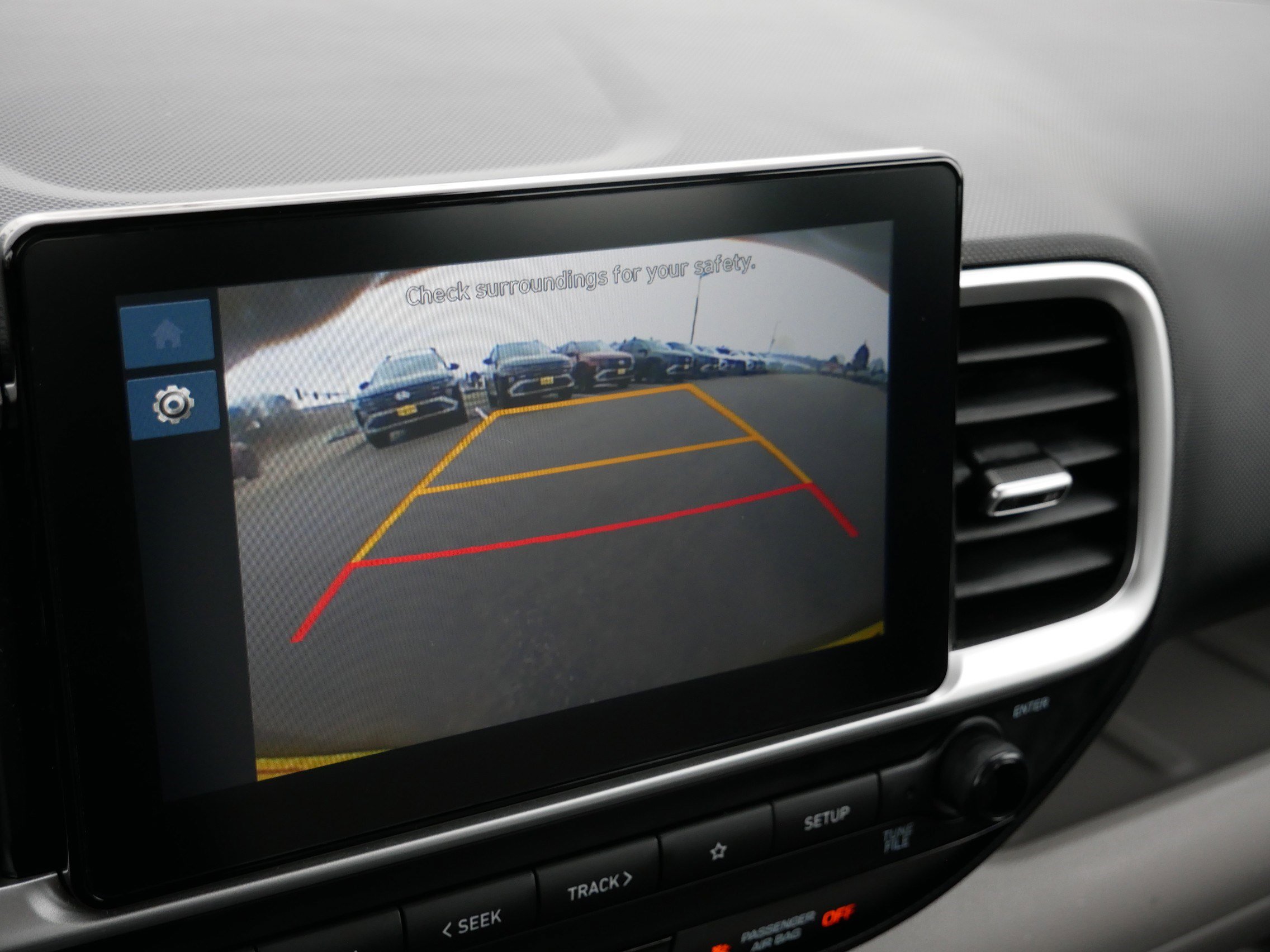 Certified 2023 Hyundai Venue SEL FWD image 32