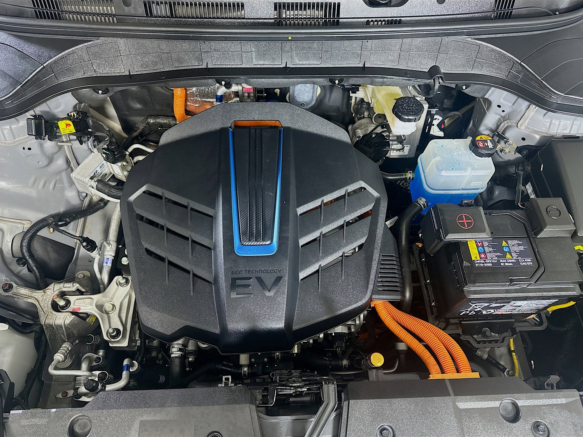 Used 2023 Hyundai Kona SE w/ Cargo Package image 32