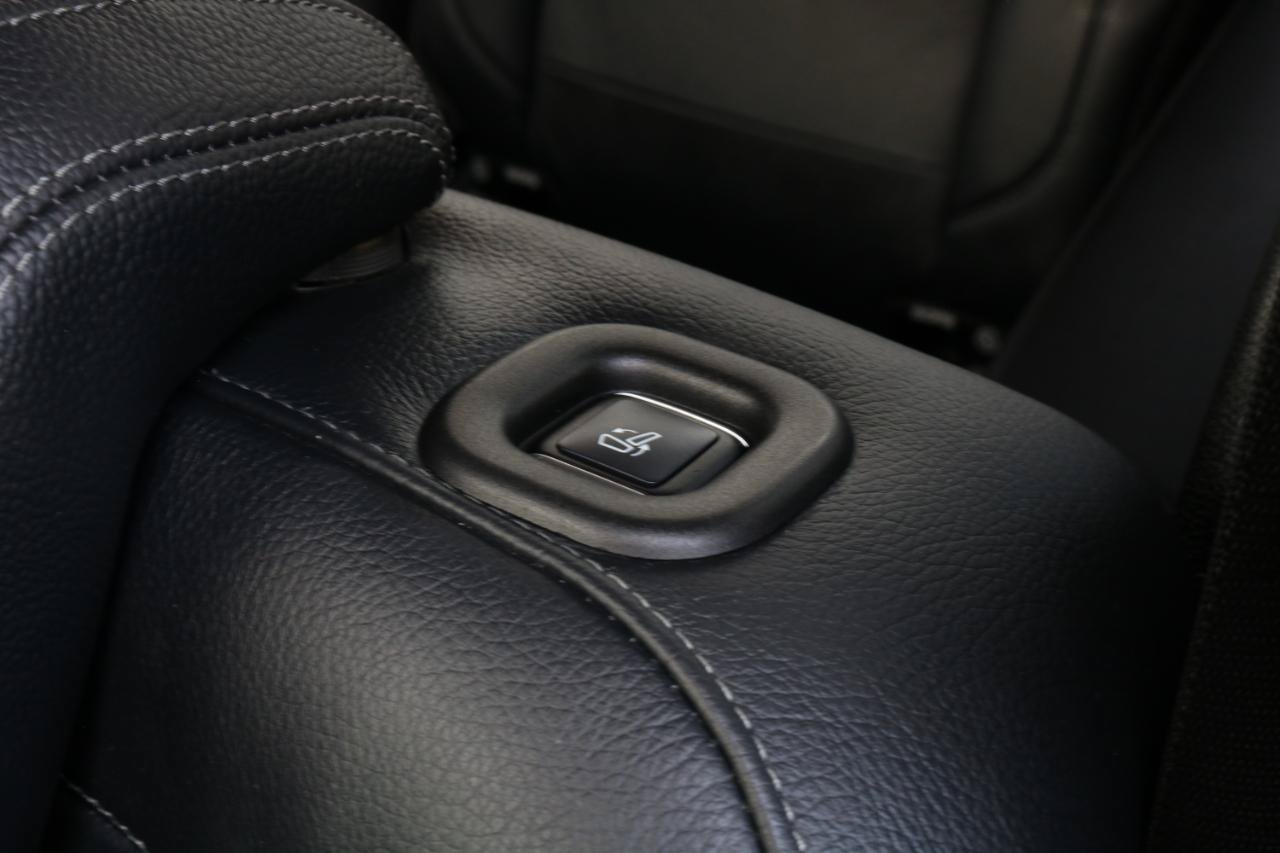 Used 2018 Mercedes-Benz GLS 550 4MATIC image 48