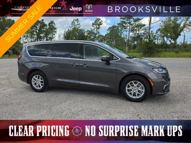 Certified 2023 Chrysler Pacifica Touring-L