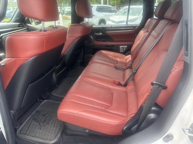 Used 2021 Lexus LX 570 4WD w/ Sport Package image 14