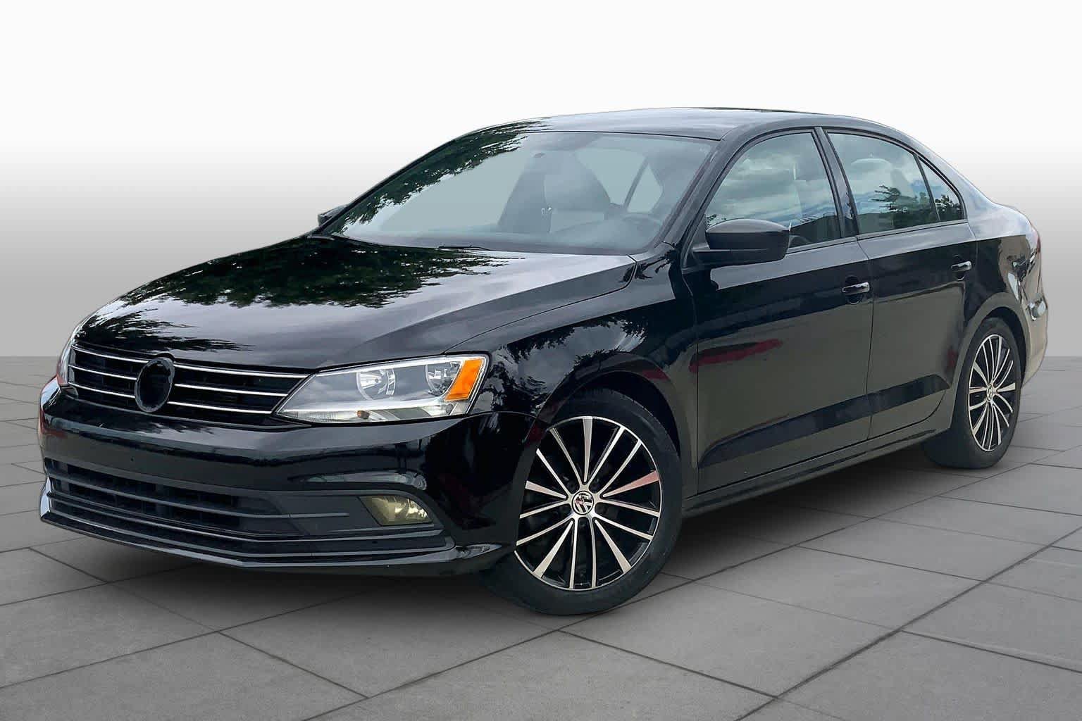 Used 2016 Volkswagen Jetta Sport FWD image 1