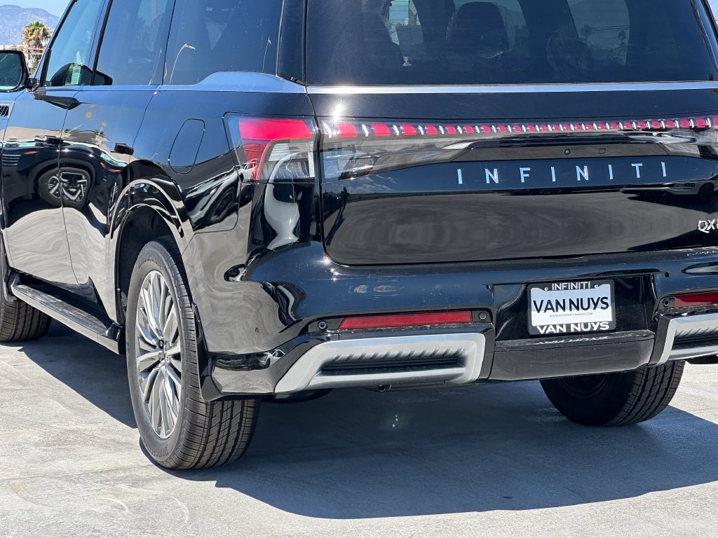 New 2027 INFINITI QX80 Luxe w/ Cargo Package RWD image 5