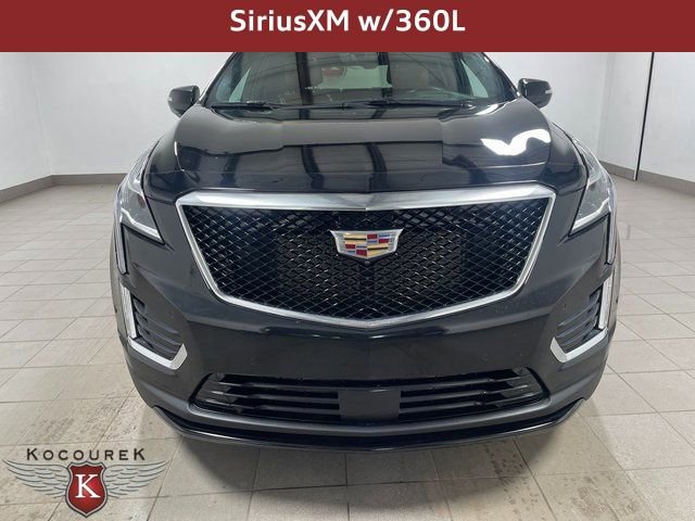 Used 2022 Cadillac XT5 Sportv image 2