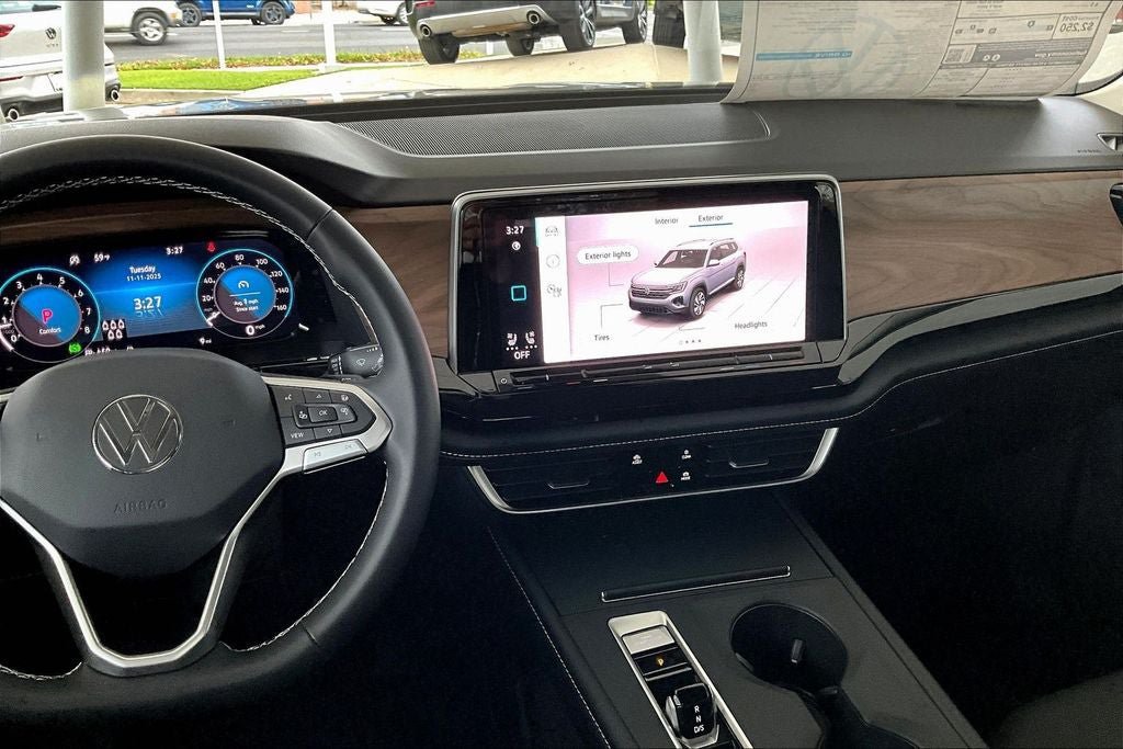 New 2026 Volkswagen Atlas SE FWD image 5