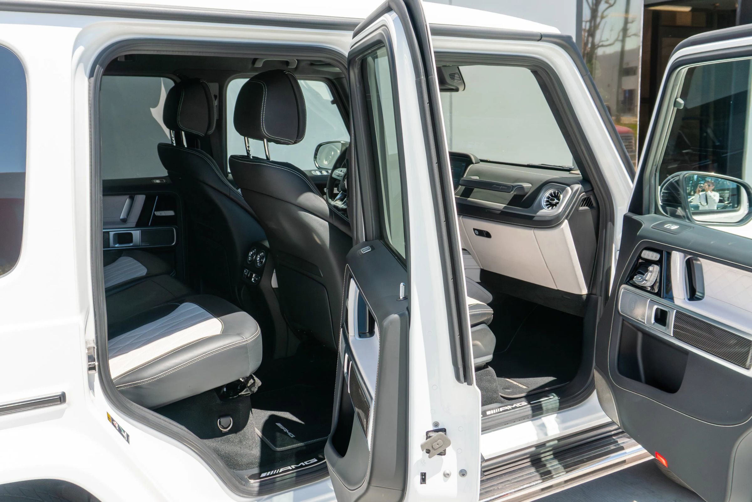 Used 2024 Mercedes-Benz G 63 AMG 4MATIC image 55