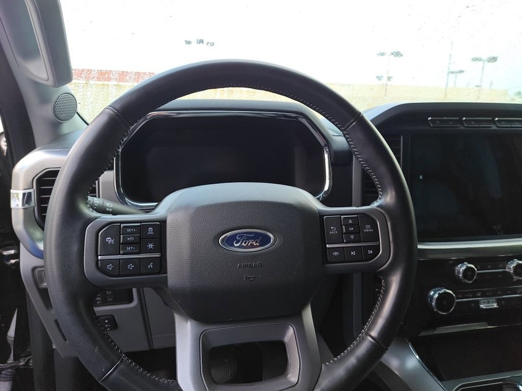 Used 2022 Ford F150 Lariat w/ Max Trailer Tow Package AWD/4WD image 11