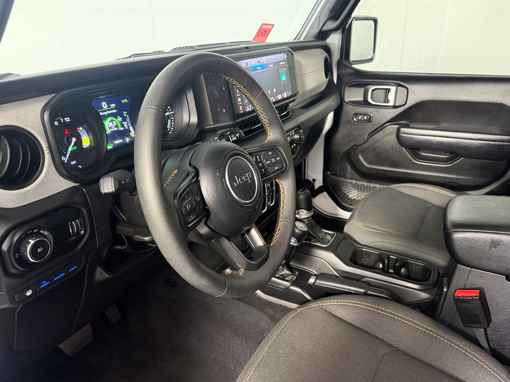 Used 2024 Jeep Wrangler Unlimited w/ Convenience Group AWD/4WD image 13