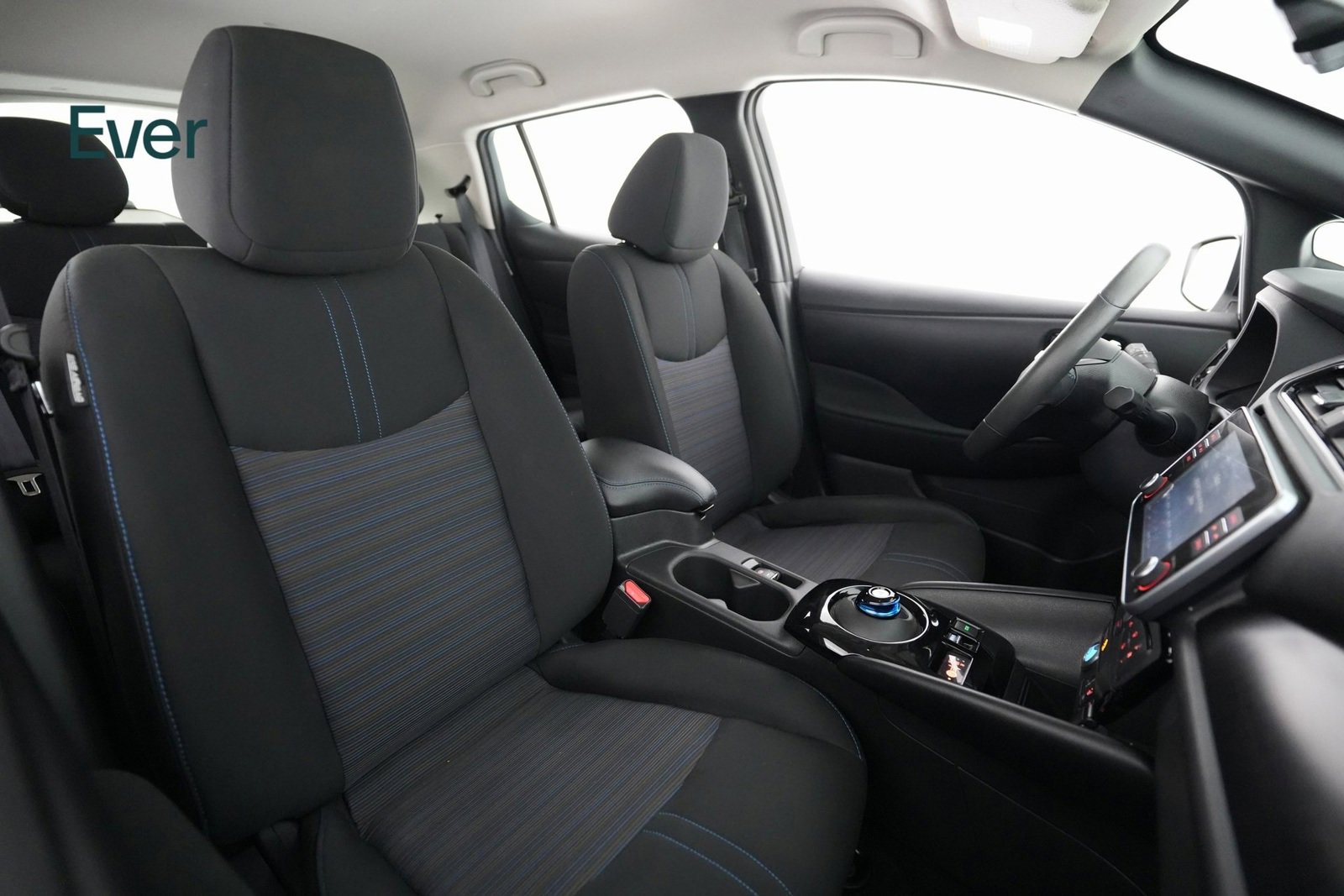 Used 2024 Nissan Leaf SV Plus image 10