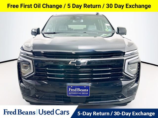 Used 2025 Chevrolet Suburban RST w/ RST Capability Package image 2