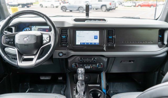 Used 2022 Ford Bronco Black Diamond AWD/4WD image 15