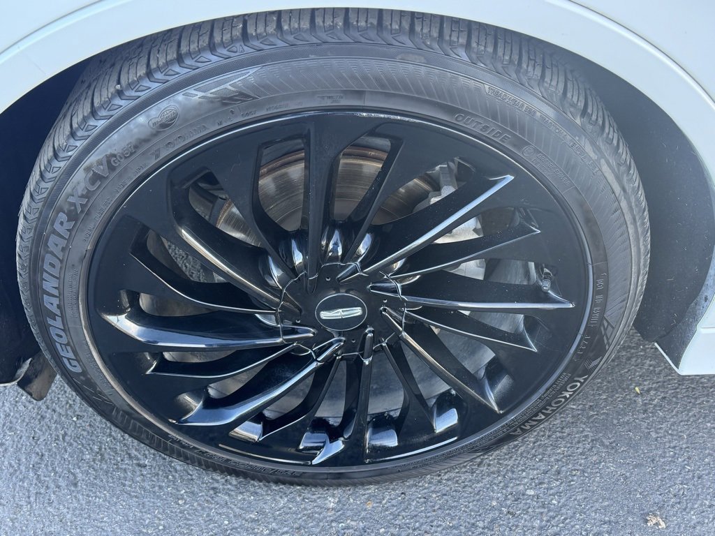 Used 2023 Lincoln Aviator Reserve w/ Equipment Group 201A image 13