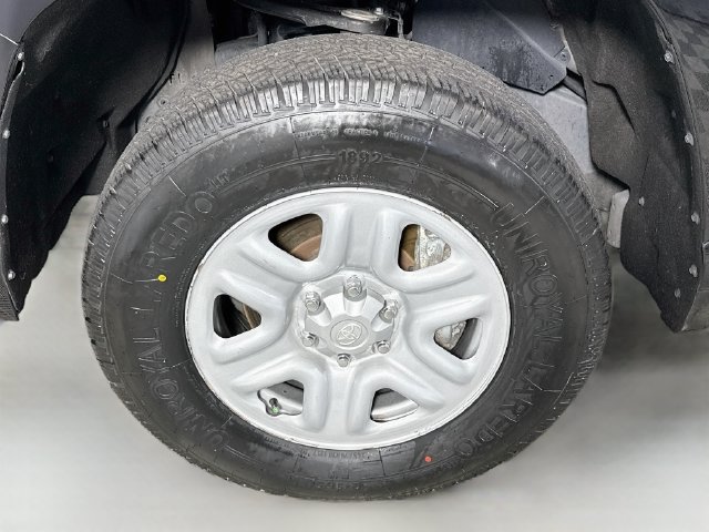 Used 2025 Toyota Tundra SR w/ SR Tow Package AWD/4WD image 37