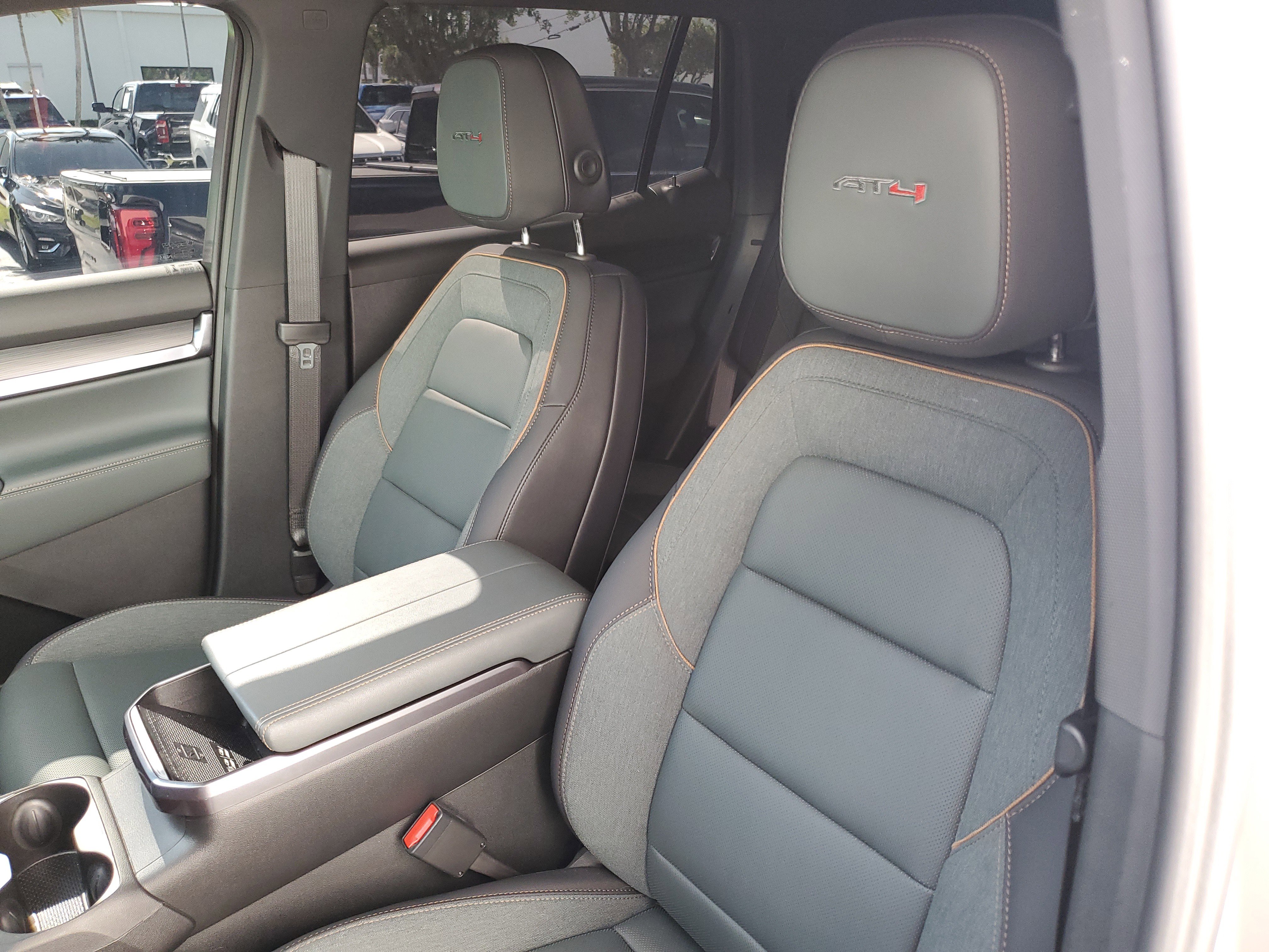 Certified 2026 GMC Terrain AT4 w/ Convenience Package III AWD/4WD image 20