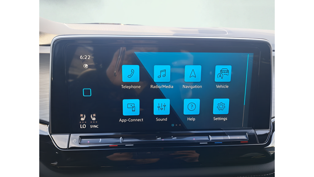 New 2026 Volkswagen Atlas Cross Sport SE AWD/4WD image 17