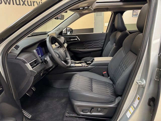 New 2026 Mitsubishi Outlander SEL FWD image 9