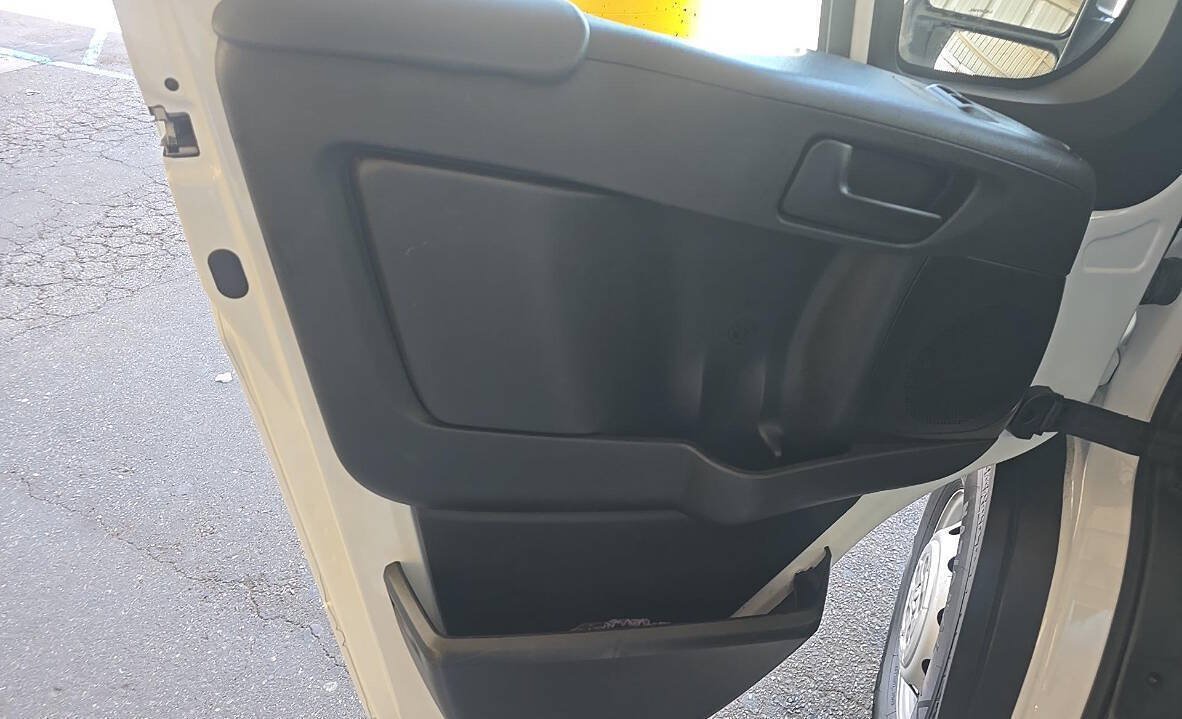 Used 2023 RAM ProMaster 2500 FWD image 12
