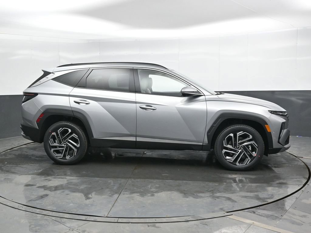 New 2026 Hyundai Tucson Limited image 3